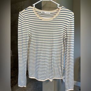 Zara long sleeve sweater